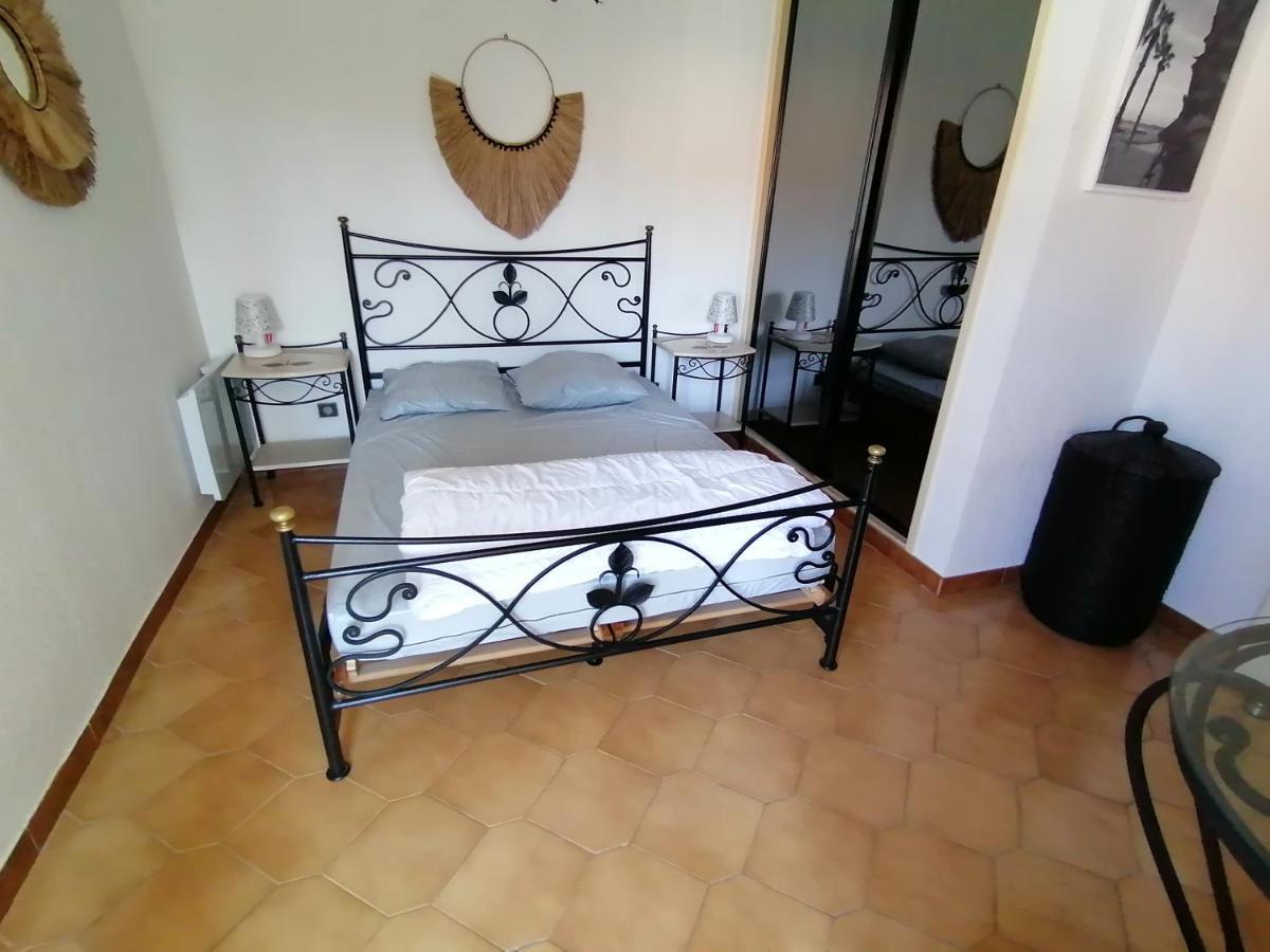 "Le Palmier Dore", Cosy T3 A 3 Minutes A Pied Des Plages, Parking Et Clim 滨海萨纳里 外观 照片